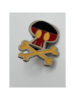Disney Pirate Skull Pin